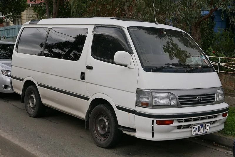 Toyota Hiace model reference photo